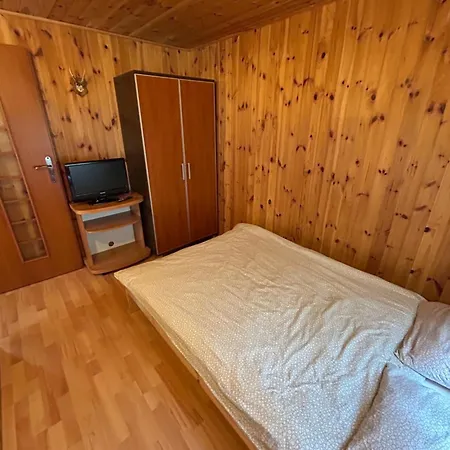 Dom wakacyjny Letniskowe Sandra